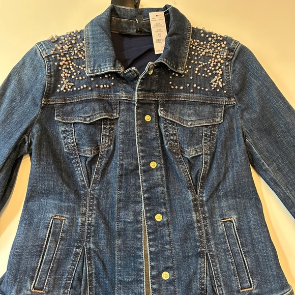 White House Black Market Hillary Pearl Embellished Denim Trucker Jacket Size XS - Picture 9 of 10